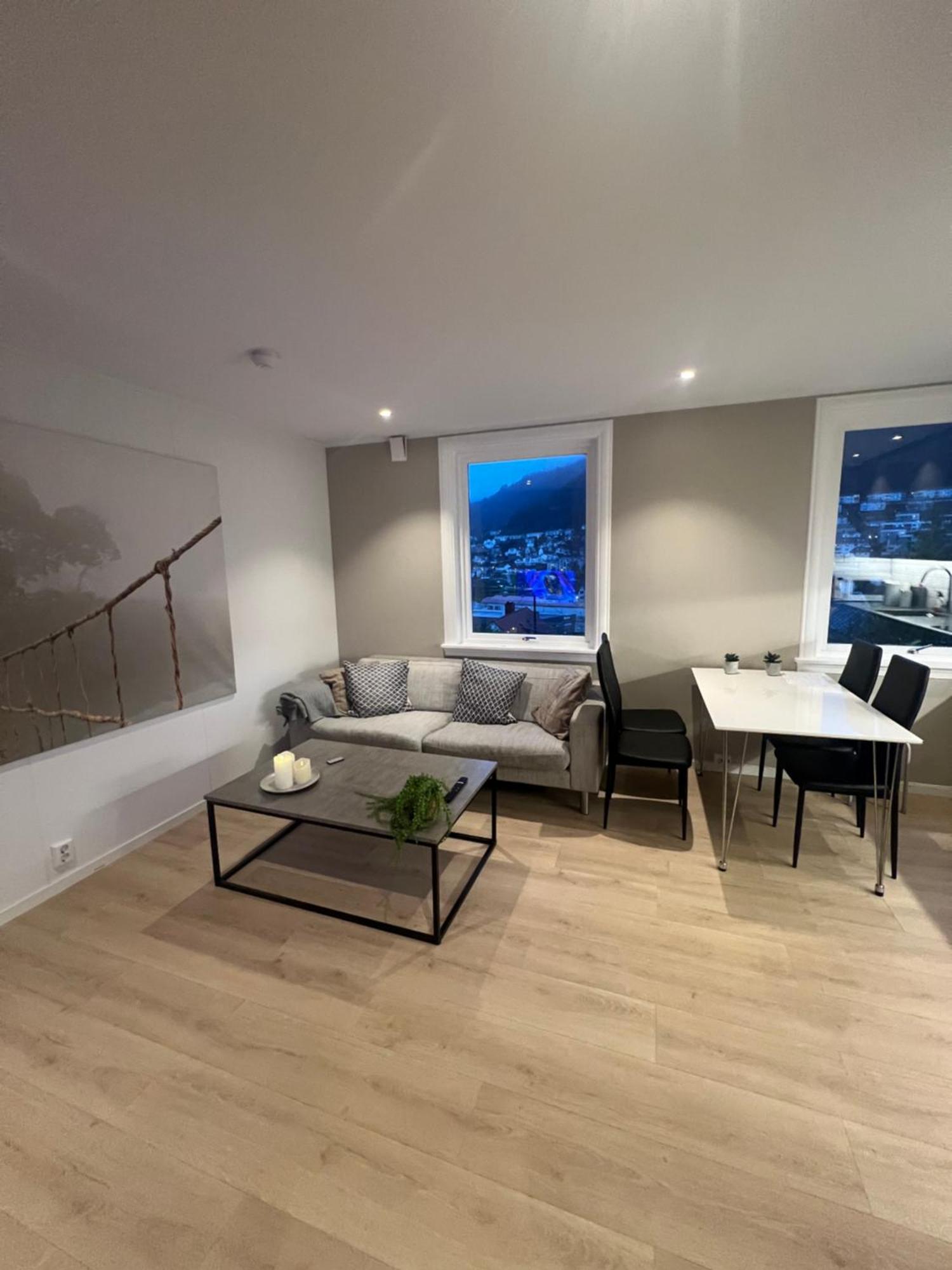 Modern Apartment With Free Parking Bergen Zewnętrze zdjęcie